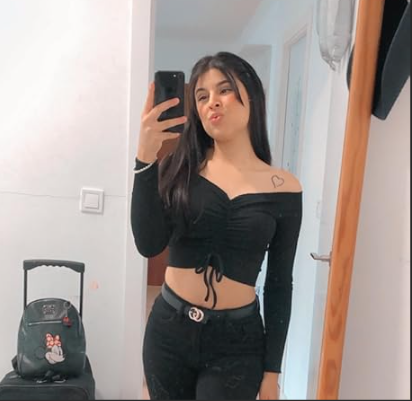 <em>Fernanda B.</em>